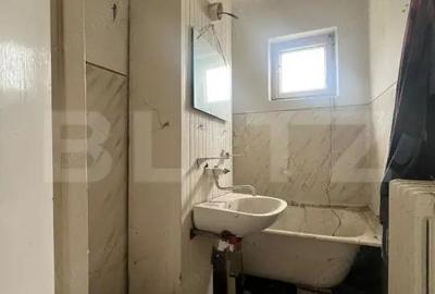 Apartament cu 3 camere, 48mp, renovabil, zona Micro 3 - 2