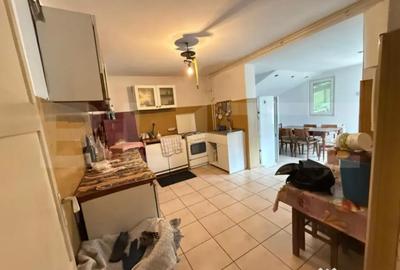 Casă cu 5 camere cu Teren 3700 Mp în Debarcader - 8