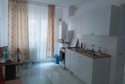 Apartament cu 2 camere decomandat în Lujerului - 5