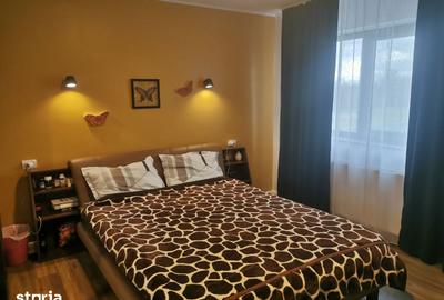 Casă cu 6 camere cu Teren 2500 Mp în Milcovul - 14