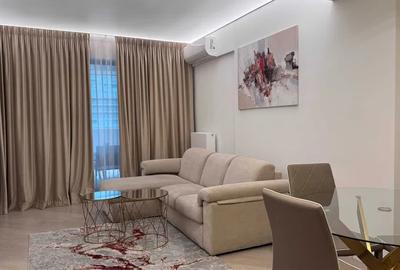 Apartament cu 3 camere semidecomandat, mobilat în Pipera