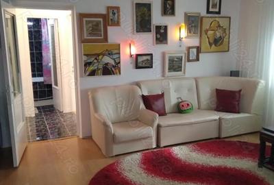 Apartament cu 2 camere semidecomandat în Central - 1