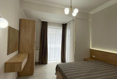 Mamaia, Cazino, 2 camere, mobilat, gaze - 9