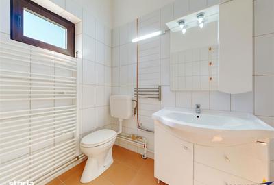 Casă cu 7 camere cu Teren 660 Mp în Rucăr - 20