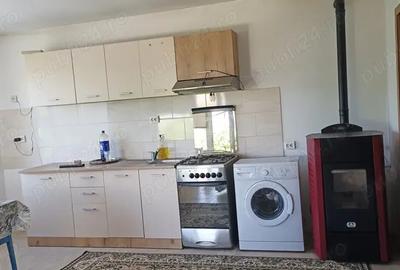 Casă cu 4 camere în Lunca - 8