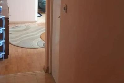 Inchiriez apartament 2 camere - 3