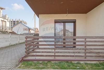 Garsonieră decomandată în Tractorul - 16