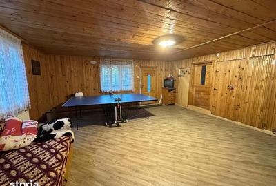 Casă cu 8 camere cu Teren 971 Mp în Cârțișoara - 6