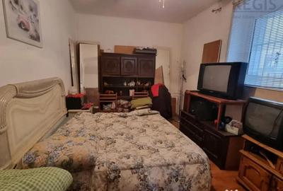 Apartament cu 4 camere semidecomandat, mobilat în 15 Noiembrie - 12