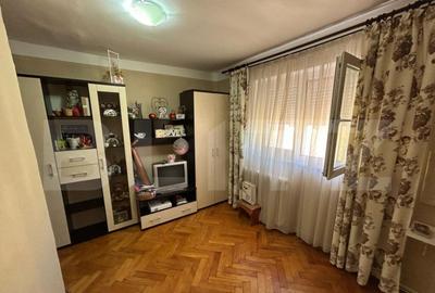 Apartament cu 3 camere decomandat în Cetate - 5