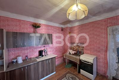 Casa de vanzare 2 camere anexe gospodaresti 1248 mp teren in Beclean - 7