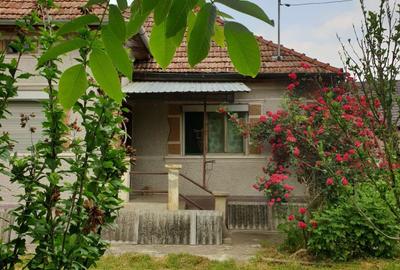 Casă cu 2 camere în Rugășești - 5