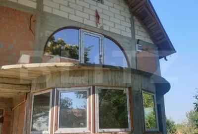 Casă cu 7 camere cu Teren 1000 Mp în Central - 3