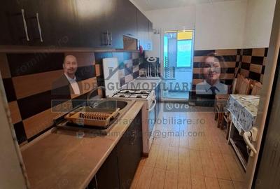 Apartament 3 camere/Decomandat/Zona Garii de Sud/65 mp utili+balcon generos - 2