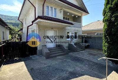 Casă individuală cu 4 camere în Dărmănești