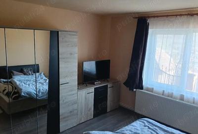 Casă cu 2 camere cu Teren 300 Mp în Central - 2