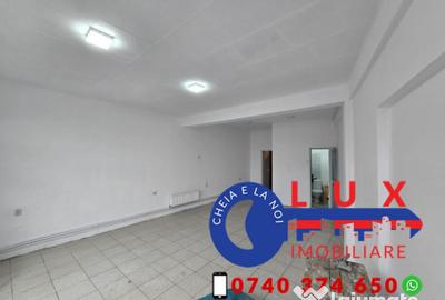 Spațiu comercial, de 40 mp, în E3 - 6