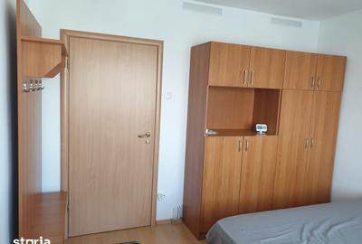 Apartament cu 2 camere decomandat în Vest