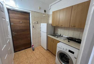 Garsonieră decomandată în Noua - 7