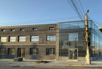 Spatiu comercial format din birouri si zona de productie/depozit - 2