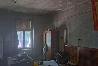 Casa de vanzare pe un nivel , Strada George Cosbuc , 55.000 euro negociabil - 2
