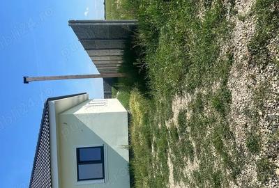 Casă cu 3 camere în Moșnița Nouă