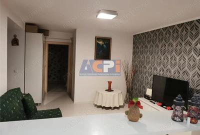 De vanzare apartament doua camere Metrou Romana - 3