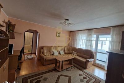 Apartament cu 3 camere decomandat în Decebal - 4