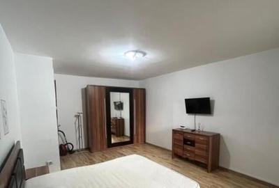 Garsonieră decomandată, mobilată în Vitan