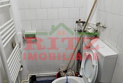 Apartament cu 3 camere semidecomandat în Central - 2