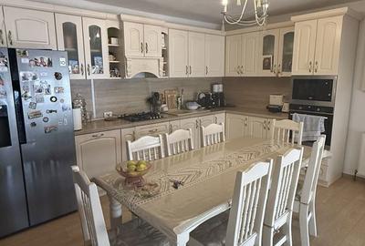 Casă cu 5 camere cu Teren 433 Mp în Central - 6