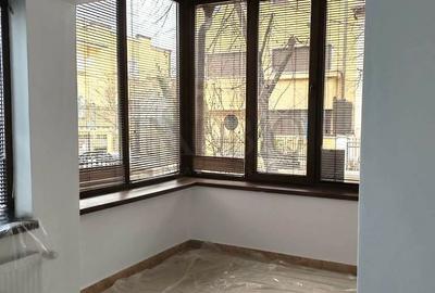 Apartament cu 3 camere decomandat, mobilat în Cotroceni - 7