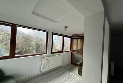 Casa de vacanta cu panorama  spre lac - 12