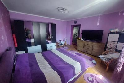 Apartament cu 3 camere decomandat în Aurel Vlaicu - 2