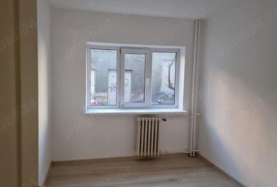 Inchiriez spatiu, 1 Mai, vizavi Confectii, scara exterioara. - 6