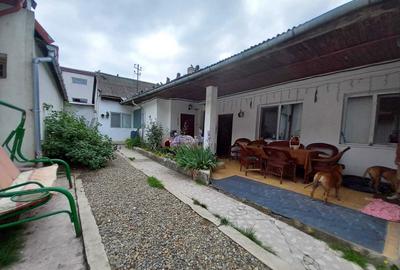 Casă cu 4 camere în Central - 5