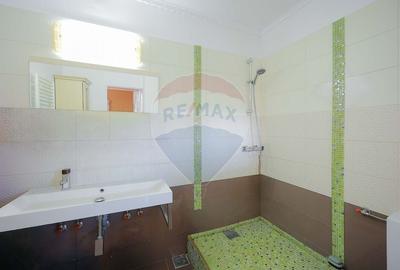 Casa / Vila cu 5 camere de vanzare in zona Dealuri Oradea - 15