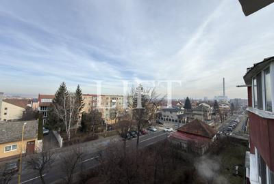 Apartament cu 2 camere decomandat în Florilor - 12