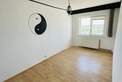 Apartament cu 3 camere decomandat în Central - 7