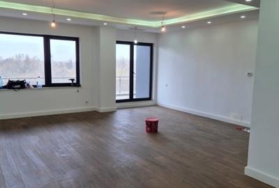 Apartament cu 4 camere decomandat în Băneasa - 15