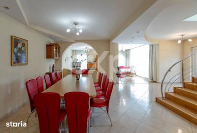 Casă cu 5 camere cu Teren 3659 Mp în Sărata - 3