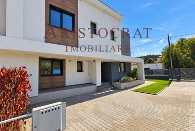 Casă cu 5 camere cu Teren 330 Mp în Corbeanca