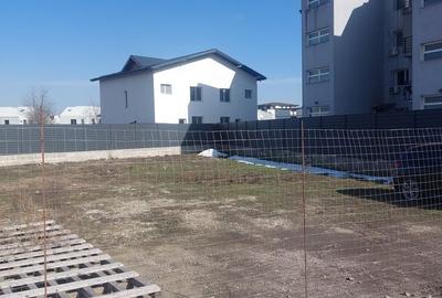 Teren de 550 mp, în Central