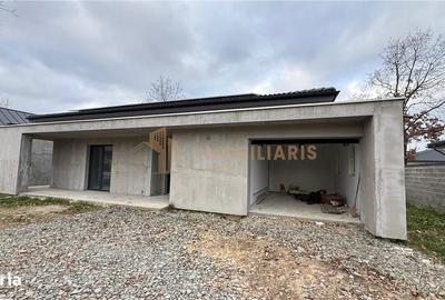 Casă cu 4 camere cu Teren 856 Mp în Central - 16