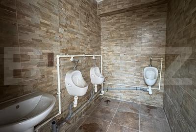 Spațiu comercial, de 80 mp, în Central - 9