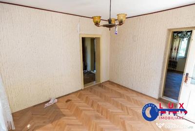 Casă cu 7 camere cu Teren 425 Mp în Păcii - 9