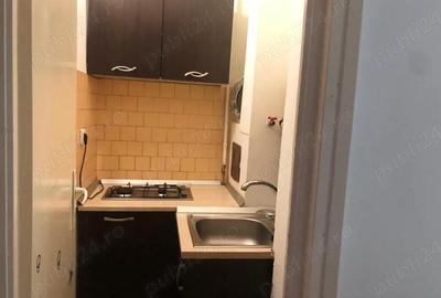 Garsonieră decomandată în Central - 6