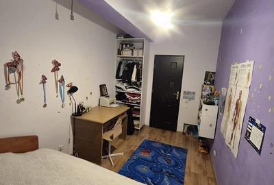 Apartament cu 3 camere decomandat în Florești - 2