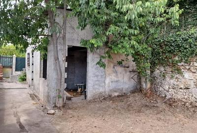 Casă cu Teren 164 Mp în Central - 4