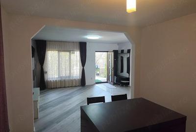 Casă cu 3 camere cu Teren 5 Mp în Central - 2